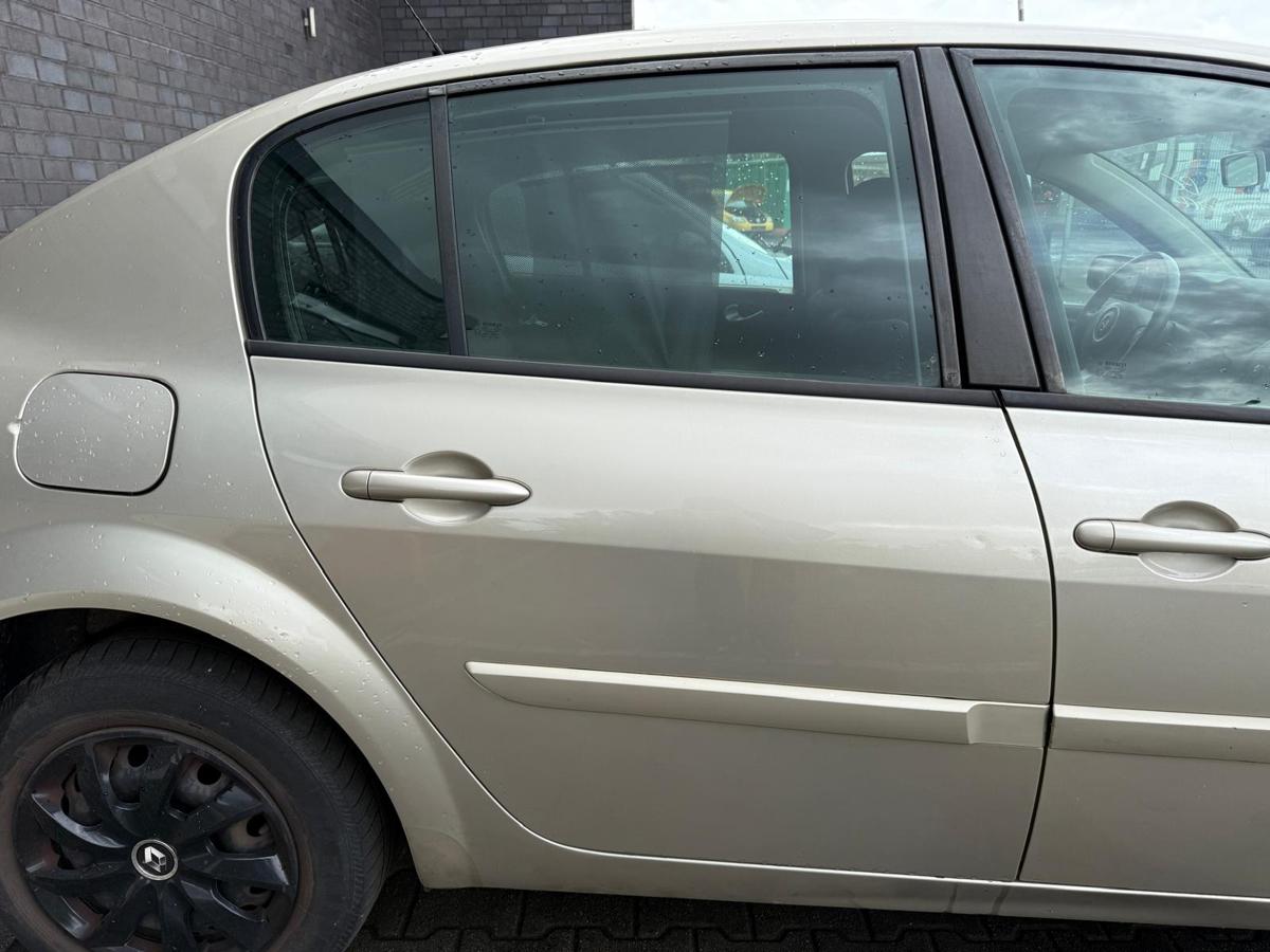 Renault Megane 2 original Tür hinten rechts Dakotabeige Stufenheck Rohbau BJ08